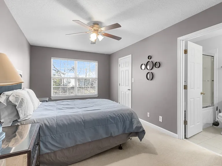 129 Alexander Blvd — Photo 21