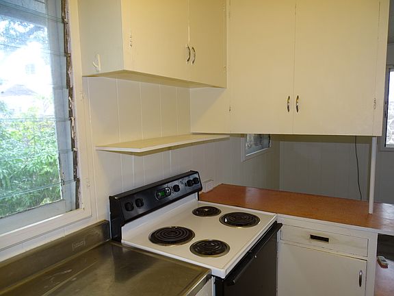 5th image of 1684 Kamamalu Ave