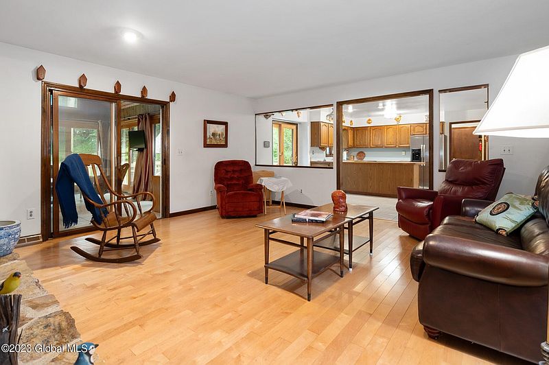 3rd image of 11 Innisbrook Drive
