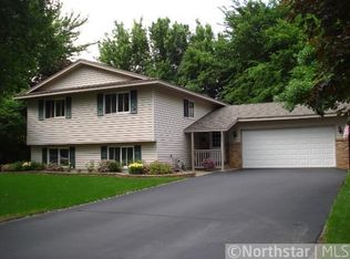 8900 91st St S, Cottage Grove, MN 55016