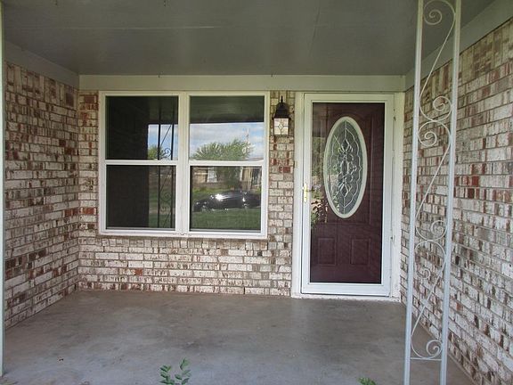 3rd image of 2312 NW 47th St