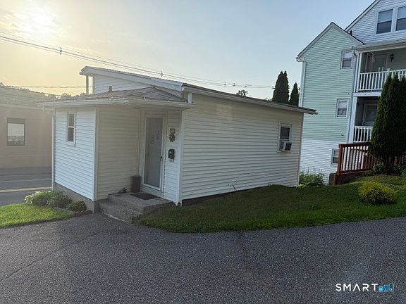 3rd image of 243 Porter Street #243