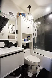 Rented by Rennit Inc.