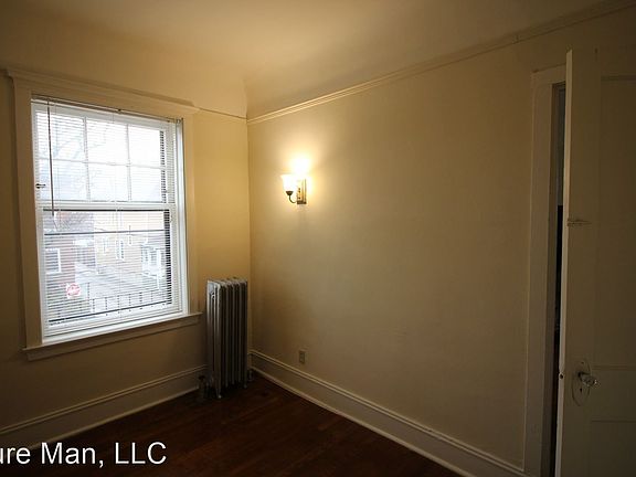 5th image of 834-38 Sherman Ave #4