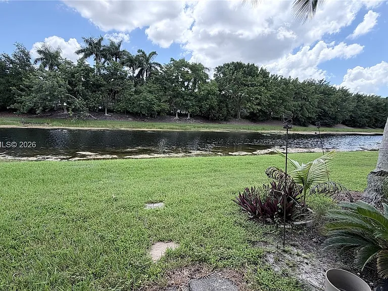 2020 Andromeda Ln — Photo 26