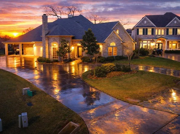 33018 Weatherby Ct, Weston Lakes, TX 77441