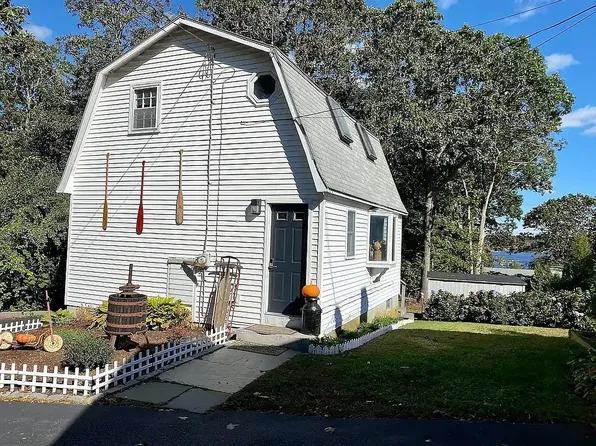 1296 Drift Rd #B, Westport, MA 02790