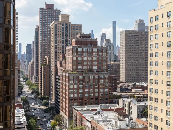 401 East 84th Street image 22 of 22