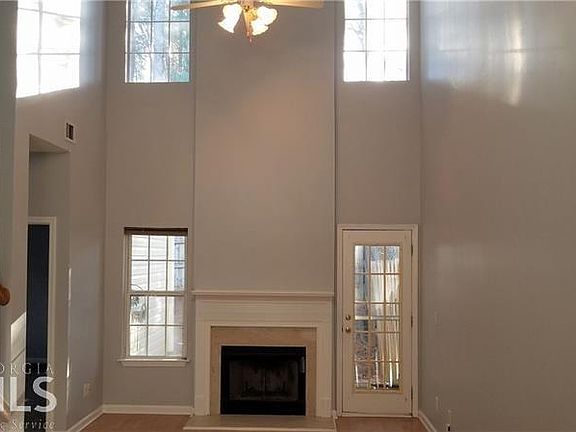 4th image of 4666 Crawford Oaks Dr