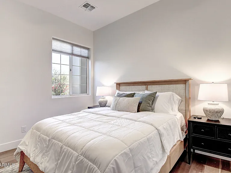 12113 E Sahuaro Dr — Photo 56