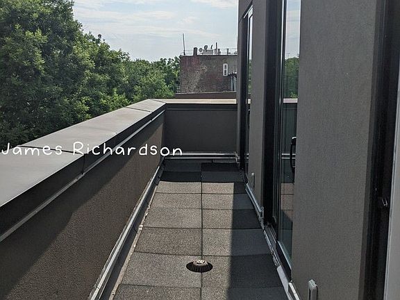 2nd image of 868 Lafayette Ave #4E