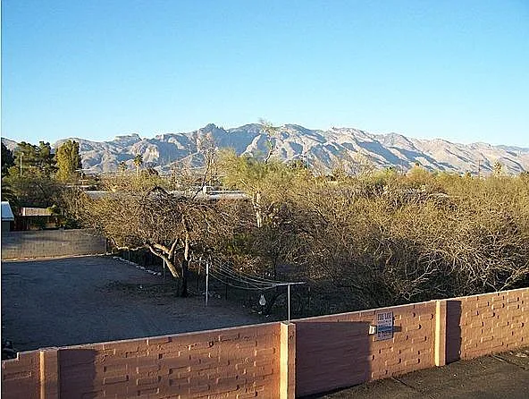 1339 E Fort Lowell Rd #M — Photo 13