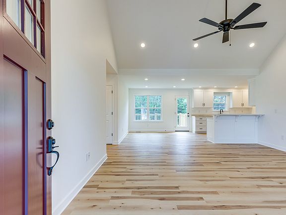 3rd image of 309 Pisgah Ridge Cove Rd