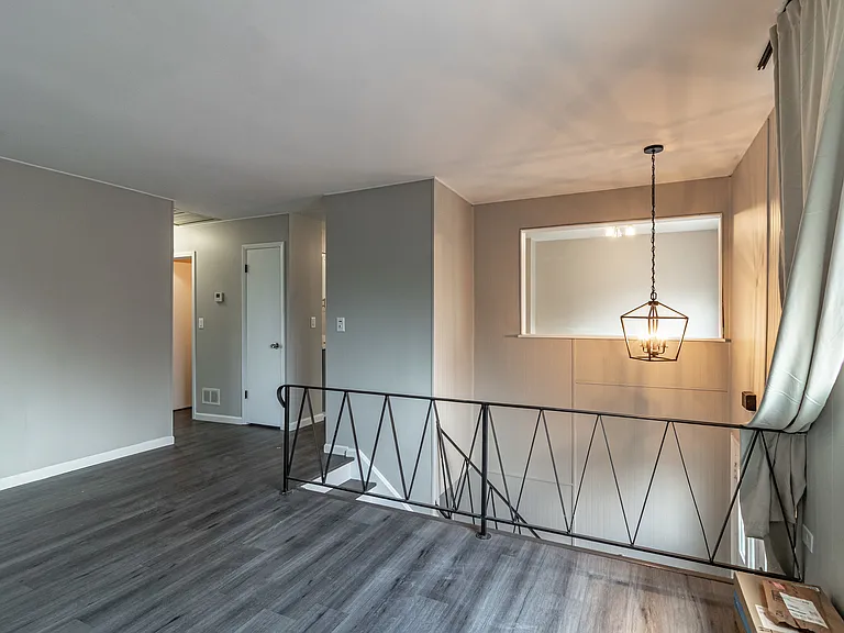 4239 Continental Dr — Photo 3