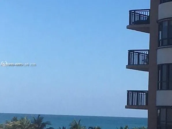 10185 Collins Ave, Bal Harbour, FL
