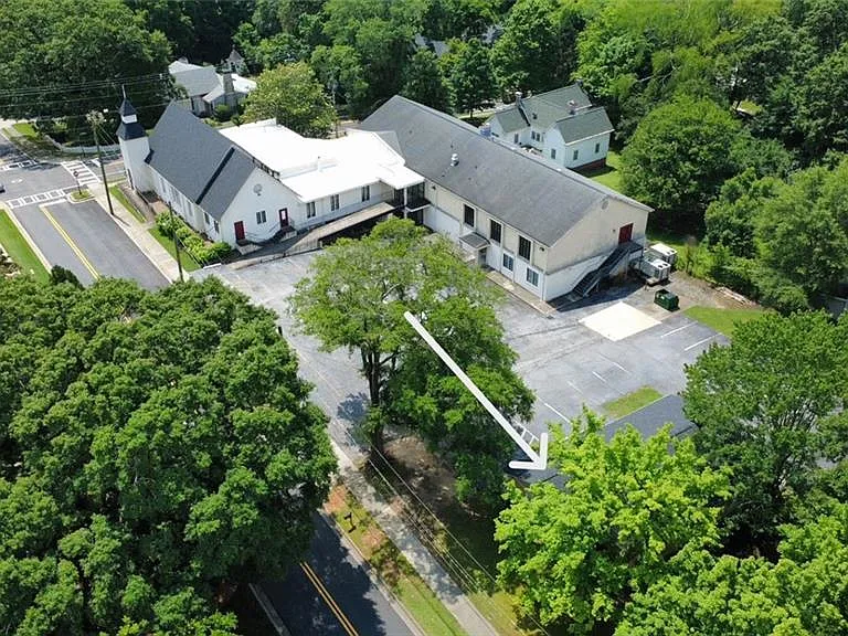 175 Park Dr NW — Photo 35