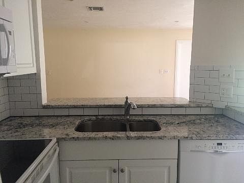3rd image of 3311 New South Province Blvd APT 2