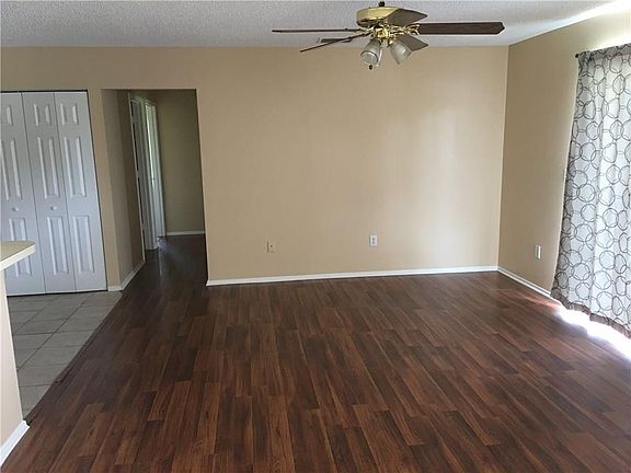 3rd image of 4037 NW Cinnamon Cir