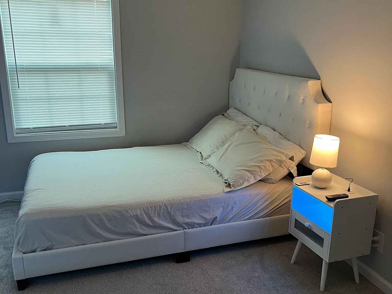 5 bed, 1980 sqft, $700 — Photo 2