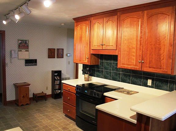 5th image of 6926 Pine Needle Dr