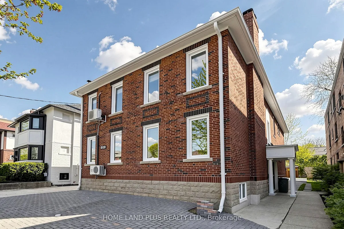 Building Photo - 919 Avenue Rd #3