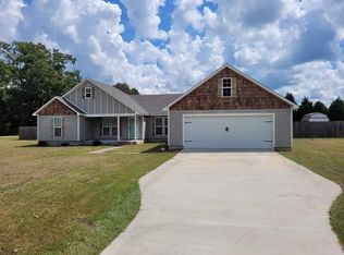 17 Woody Springs Dr, Nashville, GA 31639