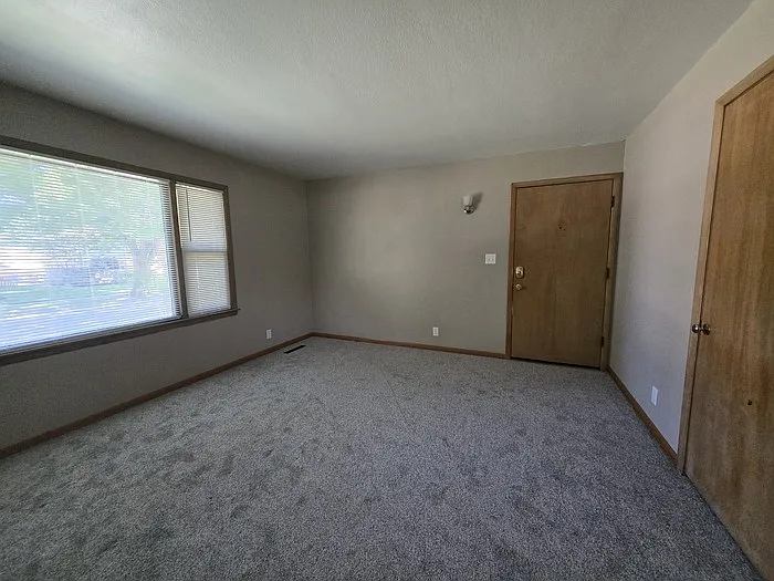 2 bed, 1.0 bath, 750 sqft, $950 — Photo 4