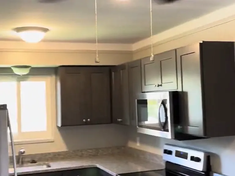 101 N Holcomb Rd — Photo 10