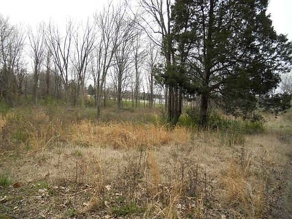 2nd image of 3116 N Highway 59