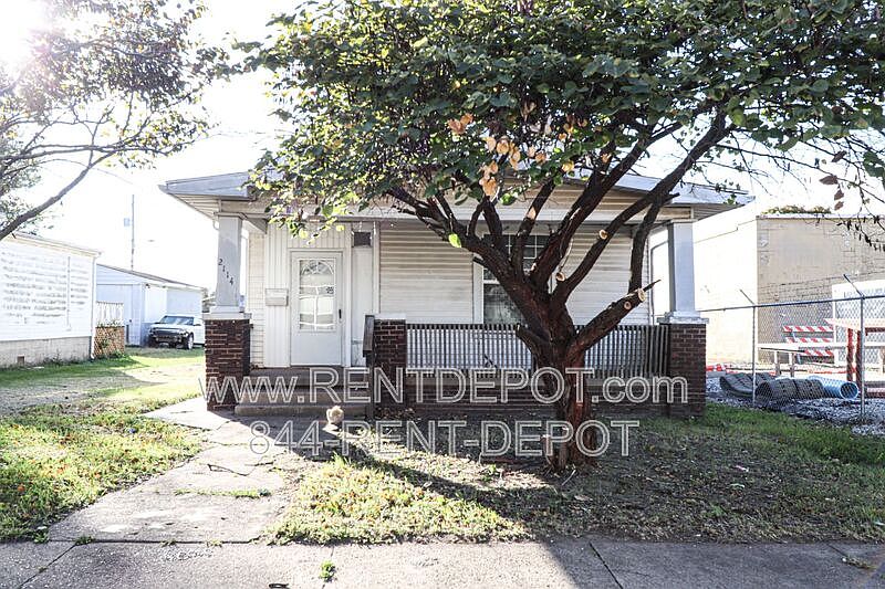 1st image of 2114 N 5th Ave