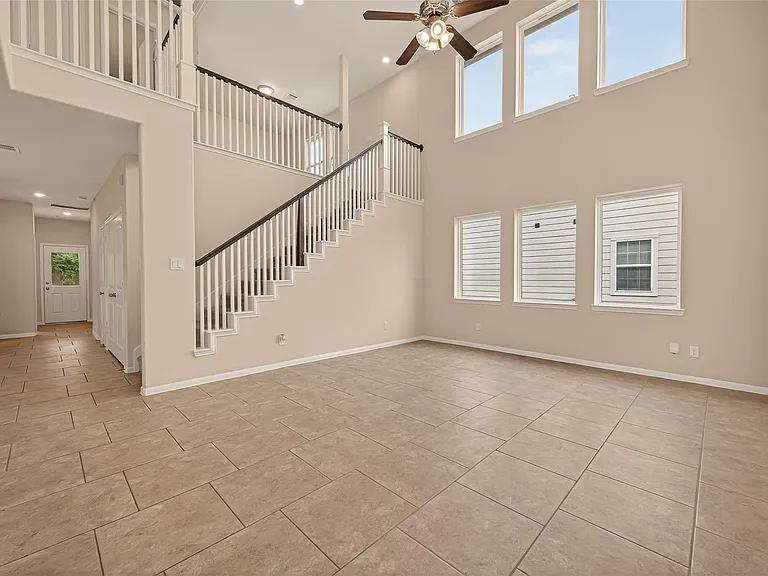 6126 Prince Place Dr — Photo 5