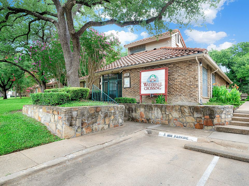 1st image of 877 Dublin Dr #1