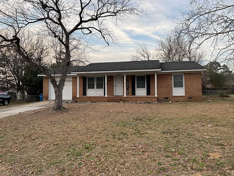 6606 Bonnie Bell Ln — Photo 2