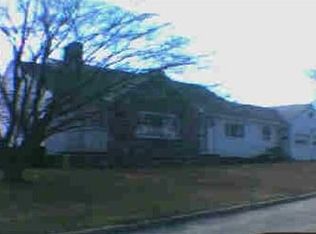 65 Baldwin St, East Providence, RI 02914