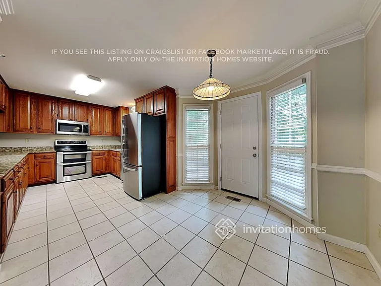 9320 N Lake Dr — Photo 13