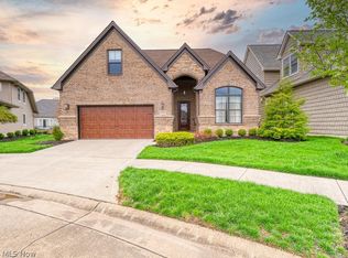 4224 Queens Gate, Avon, OH 44011