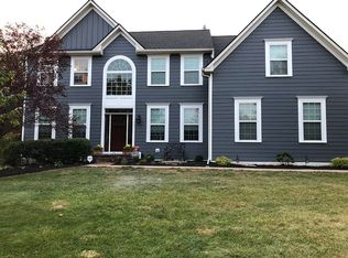 75 Ashley Dr, Schwenksville, PA 19473