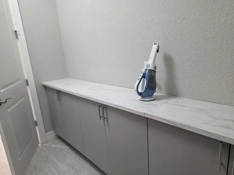 527 SE Vallarta Dr — Photo 45