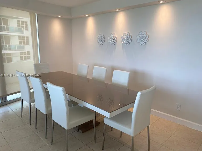 5151 Collins Ave #531 — Photo 10
