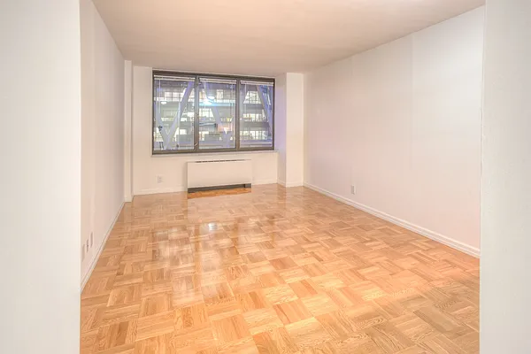 Rented by Jack Resnick & Sons | media 35