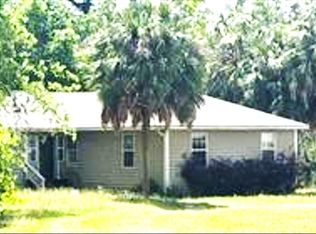 422 NE Palmetto St, Pinetta, FL 32350