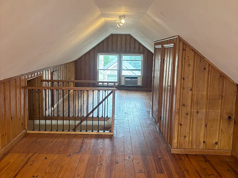 212 Zandale Dr — Photo 32