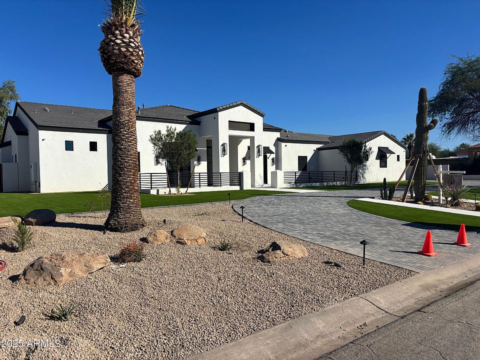 2nd image of 6426 E TURQUOISE Avenue