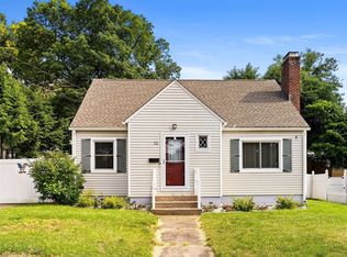 52 Fulton Rd, Manchester, CT 06040