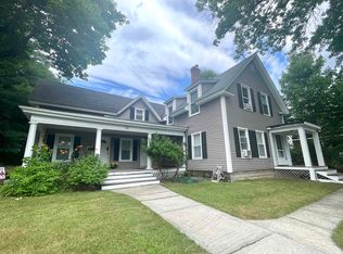 76 E Broadway St, Derry, NH 03038