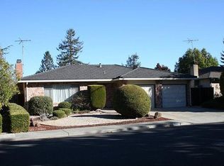 802 Moraga Dr, Mountain View, CA 94041