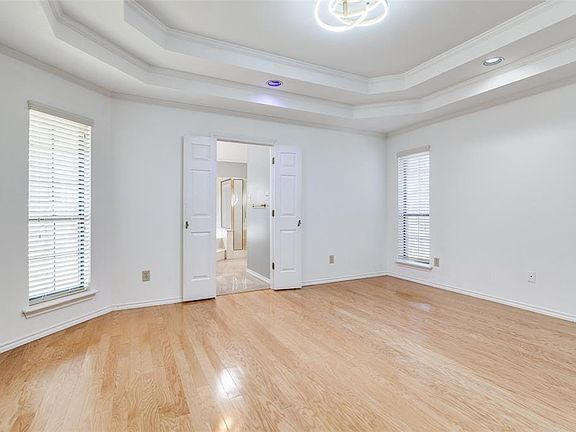5th image of 1305 Kilkee Ct