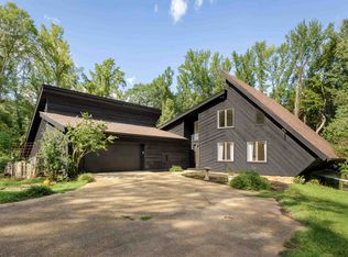 3072 Bainbridge Rd, Muscle Shoals, AL 35661