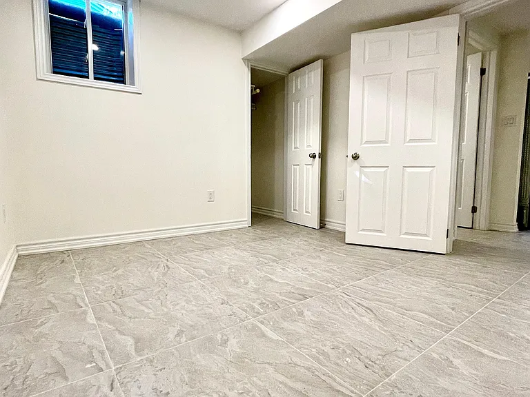 106 Vivians Cres #BASEMENT — Photo 7