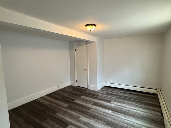 1 Carson St #1